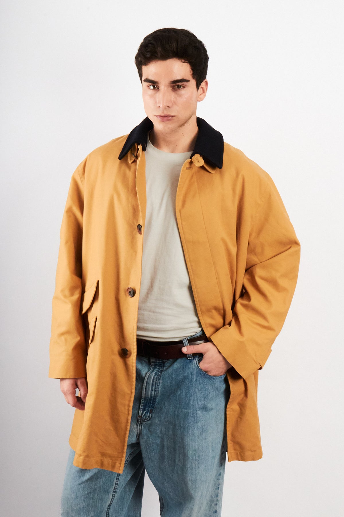 2000 Vintage Nautica Camel Trench Coat (L/XL)