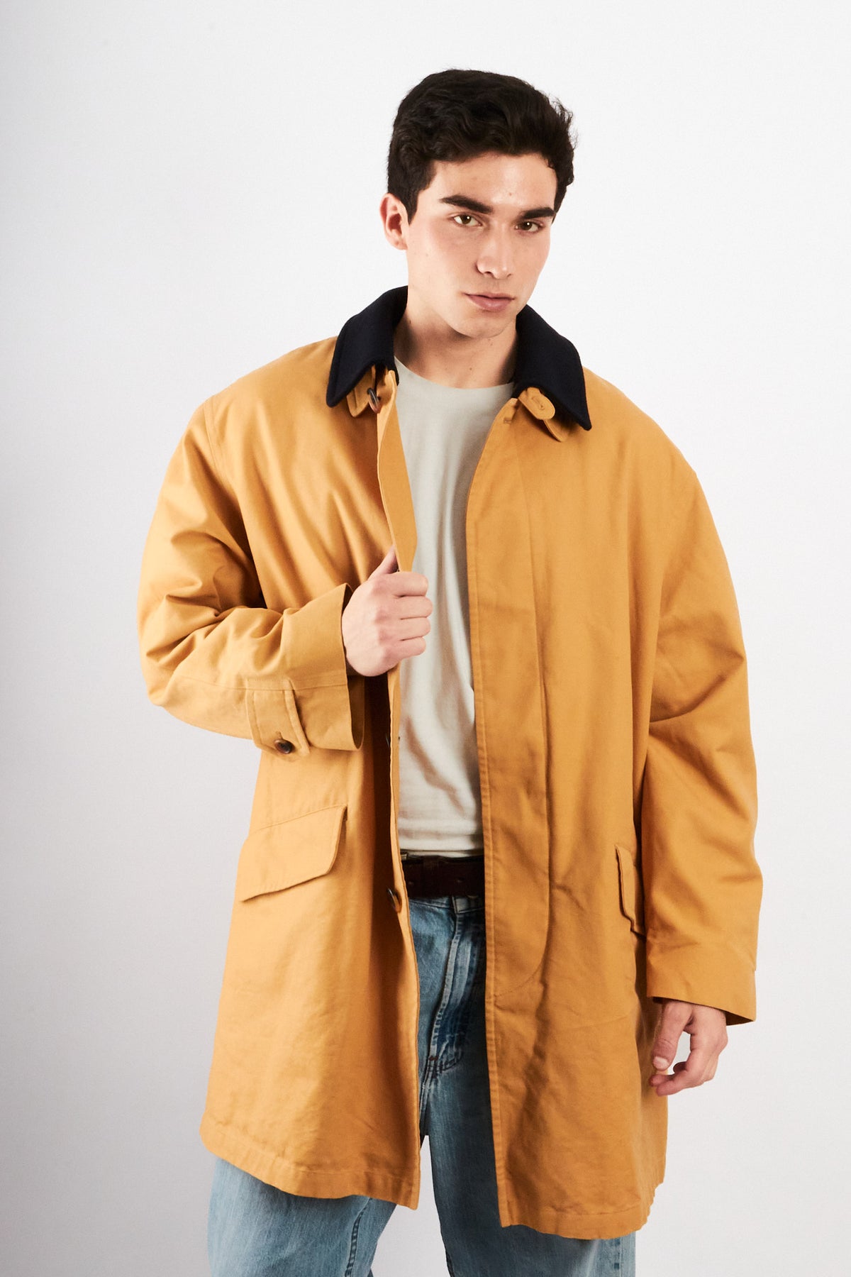 2000 Vintage Nautica Camel Trench Coat (L/XL)