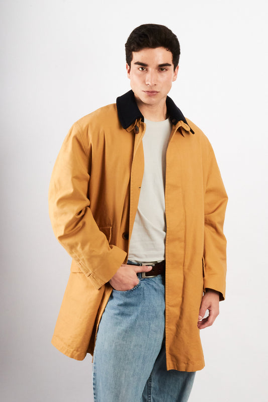 2000 Vintage Nautica Camel Trench Coat (L/XL)