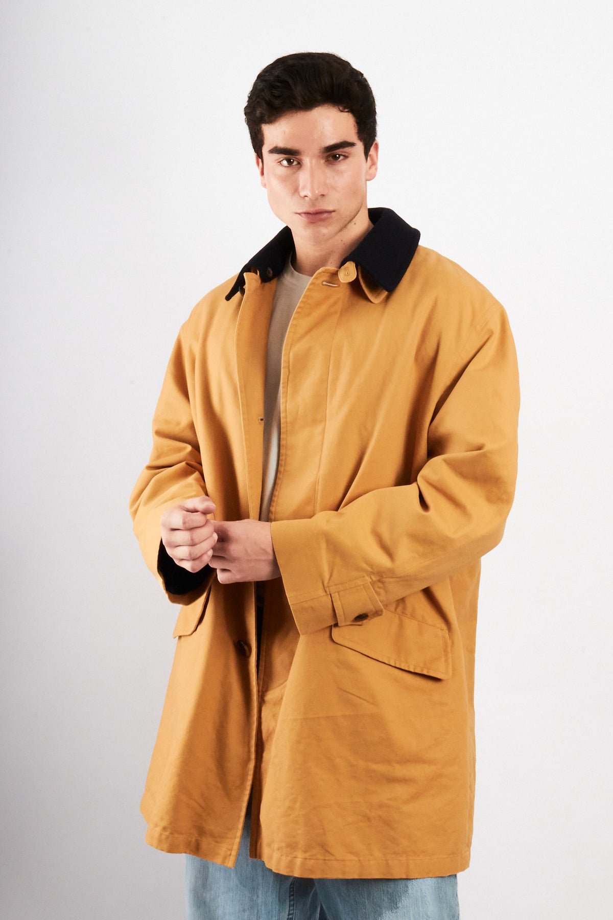 2000 Vintage Nautica Camel Trench Coat (L/XL)