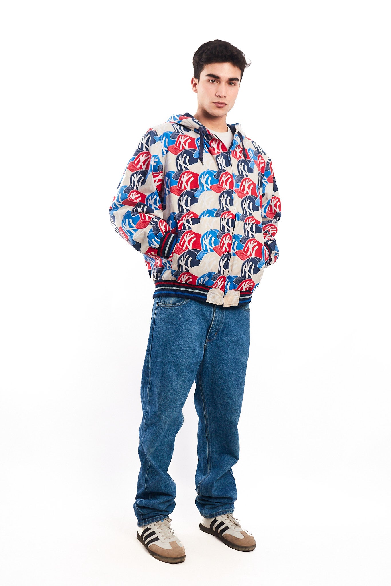 2000 Genuine Merchandise Yankees Full Logo (L)