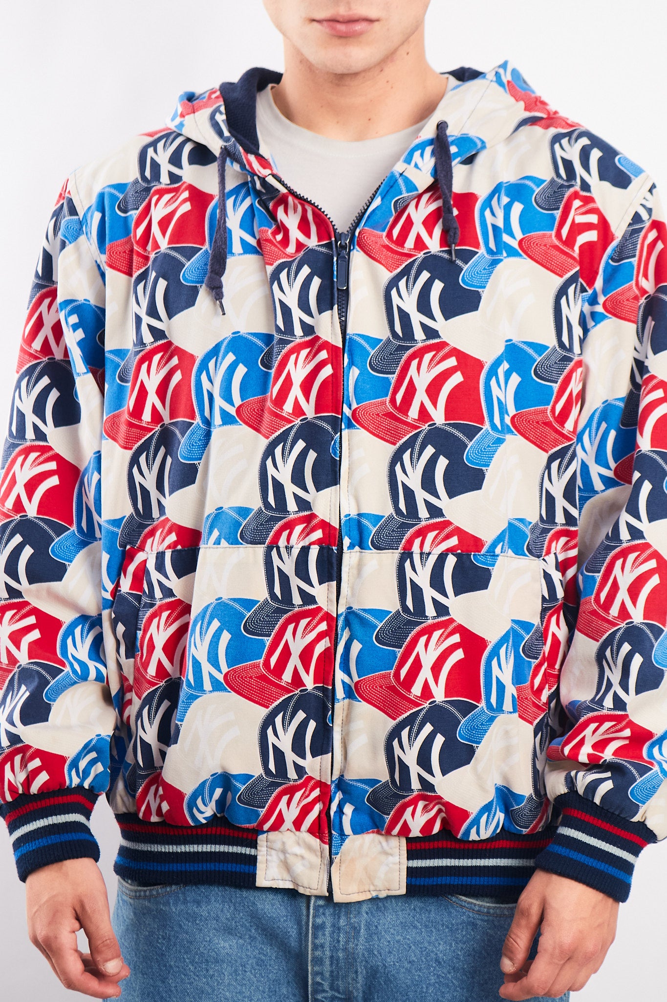 2000 Genuine Merchandise Yankees Full Logo (L)