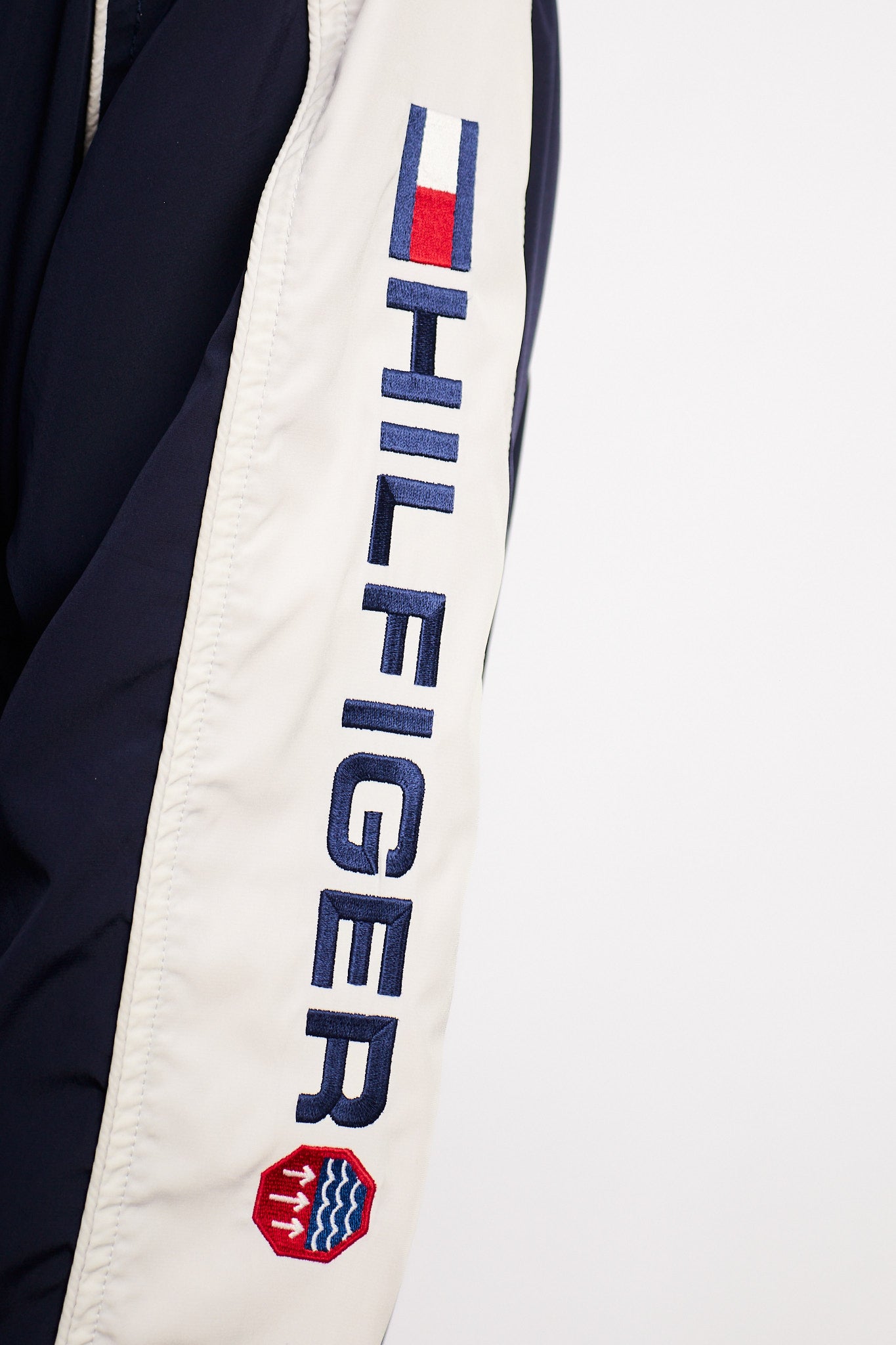 2002 Vintage Tommy Hilfiger Waterstop Spellout Reversible Jacket (M/L)