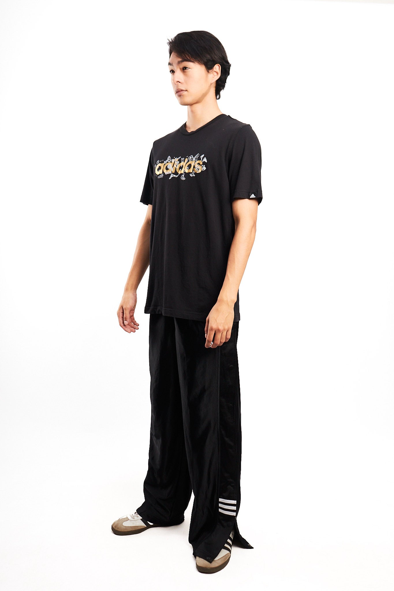 2000 Adidas Big Logo T-shirt (M/L)