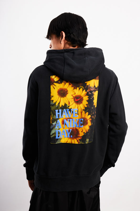 2022 Nike "Have a Nike Day" Hoodie (M/L)