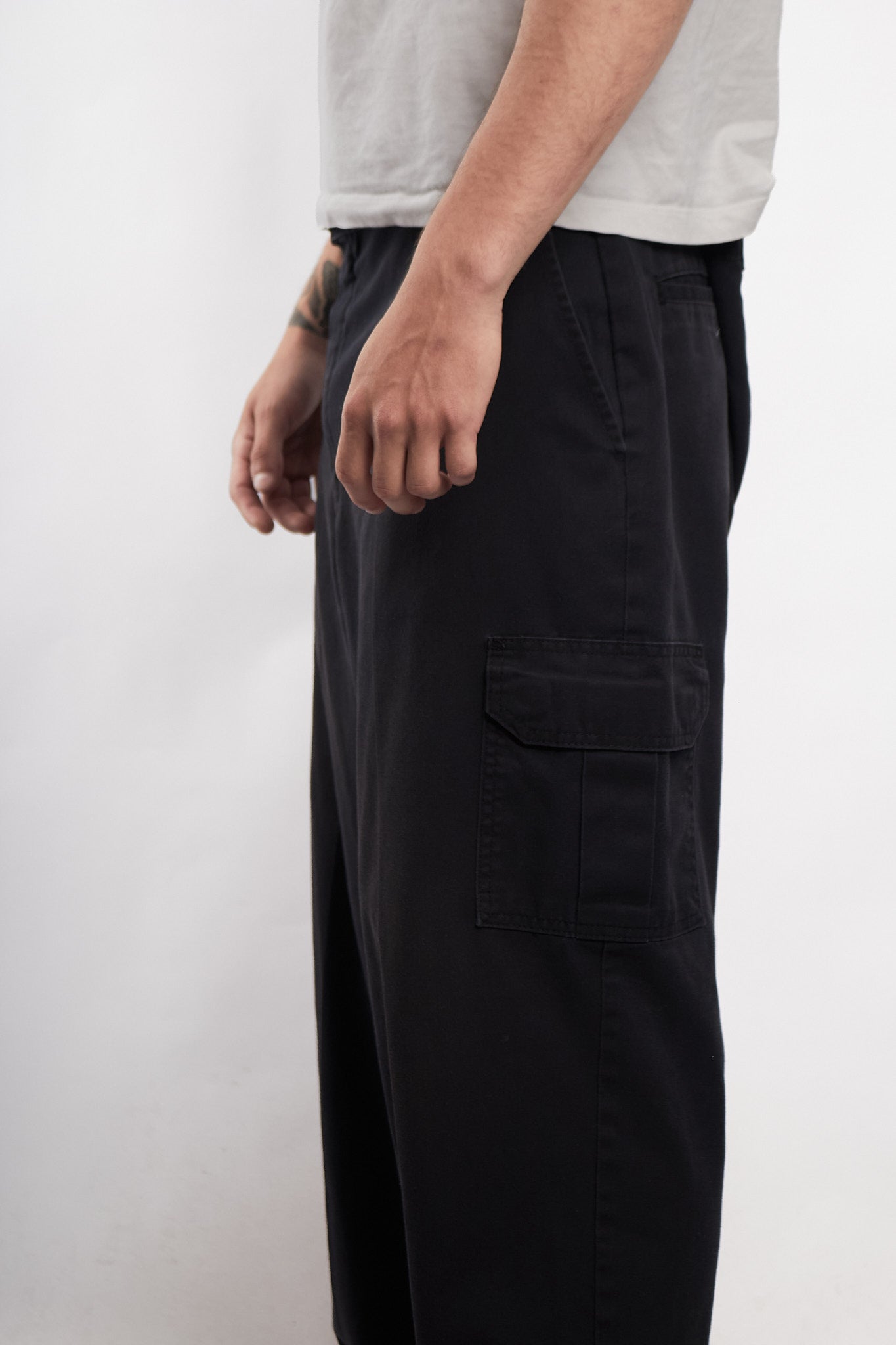 2000 Dickies Black Baggy Cargo Pant (36/38)