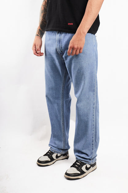 2000 Levi's Light Blue 505 Regular Fit Jean (36)