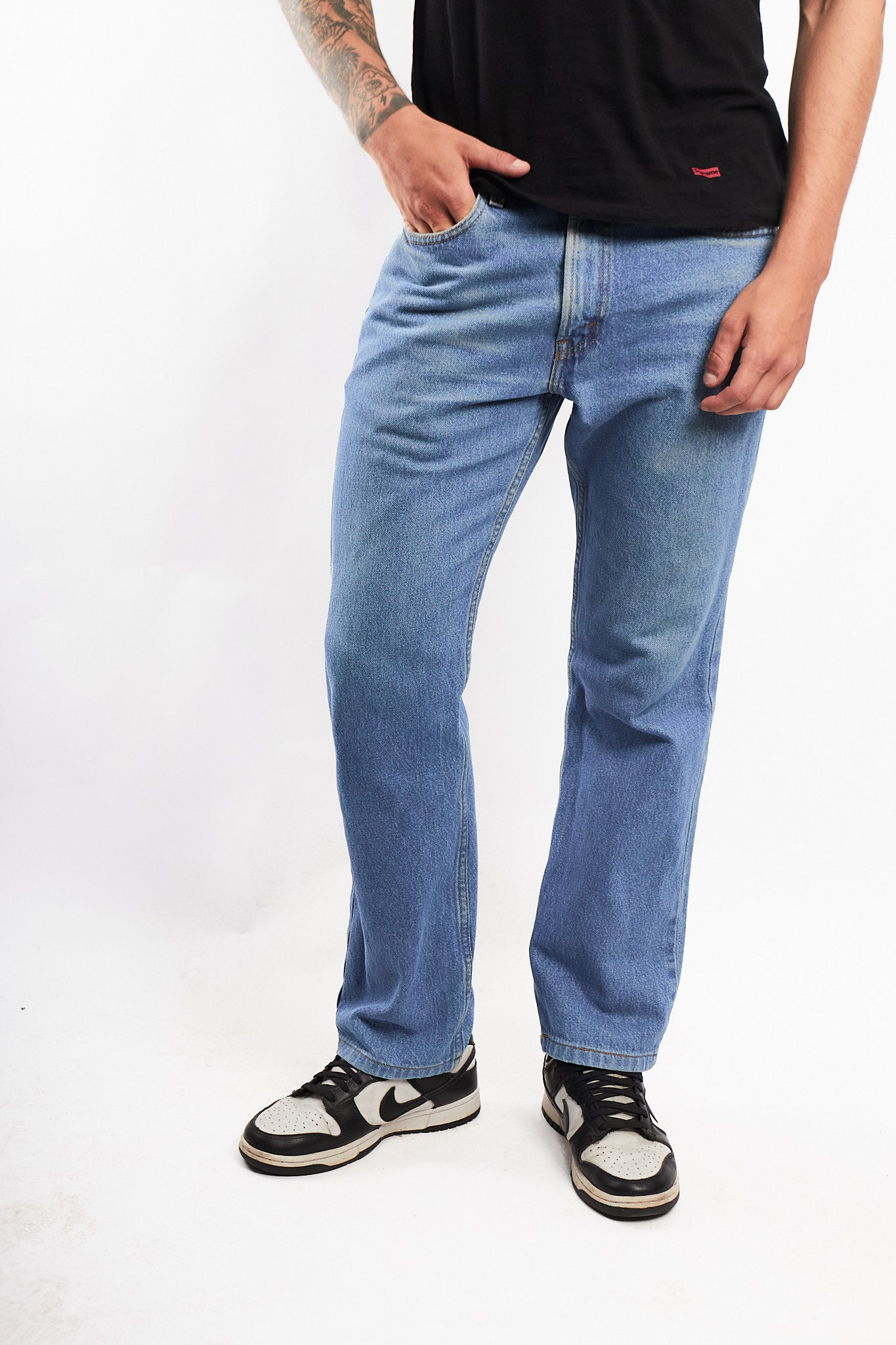 2007 Levi's 505 Regular Straight Jean (32)