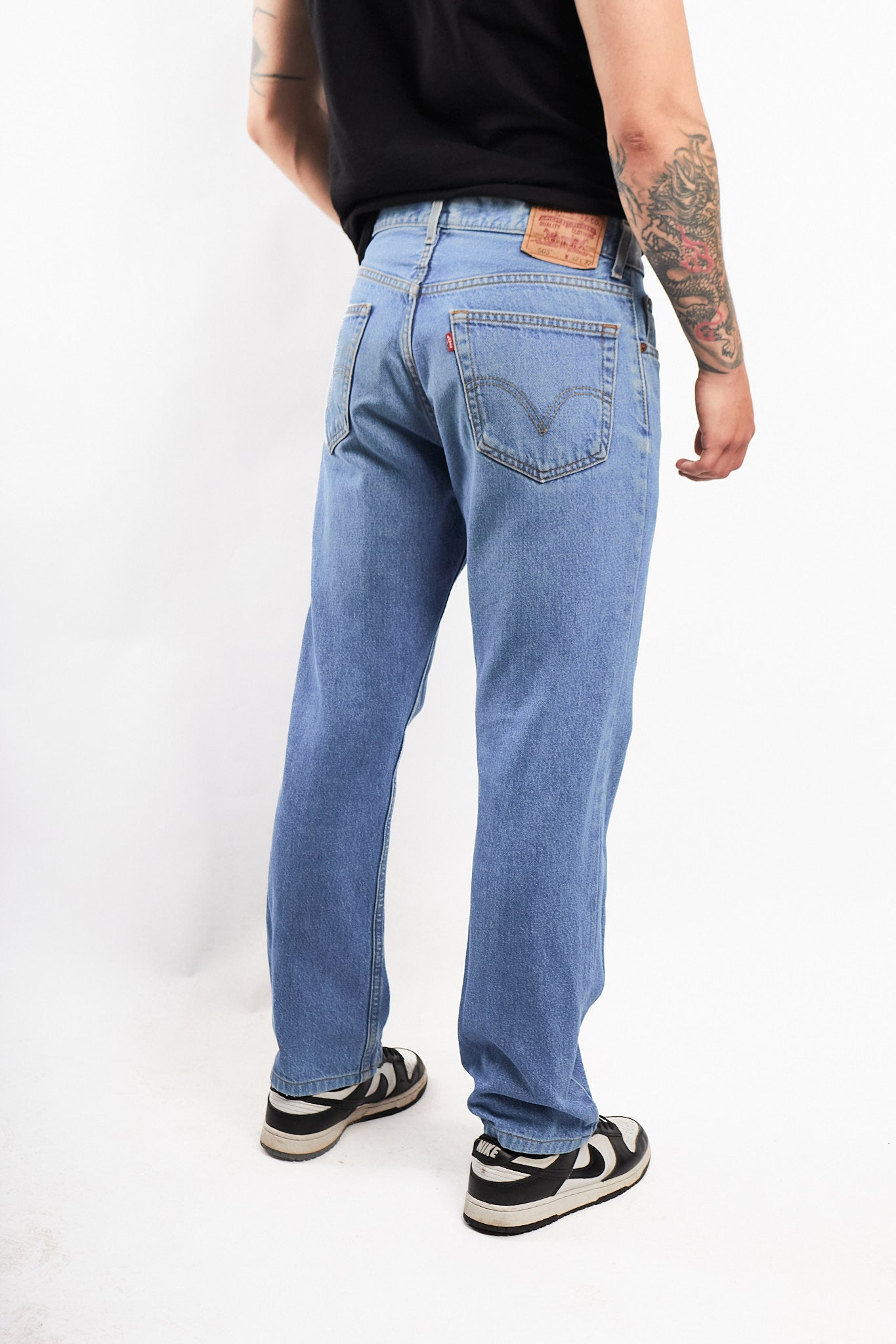 2007 Levi's 505 Regular Straight Jean (32)