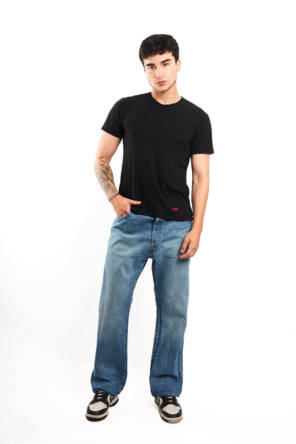 2023 Levi's 501 Classic Fit Light Blue Jean (34)