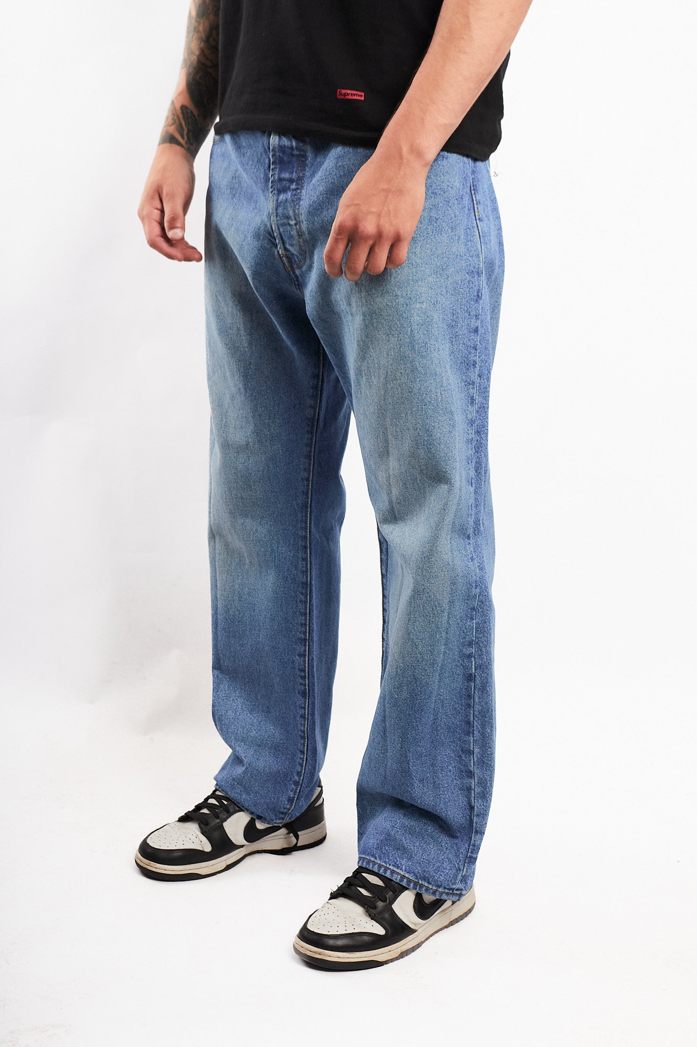 2023 Levi's 501 Classic Fit Light Blue Jean (34)