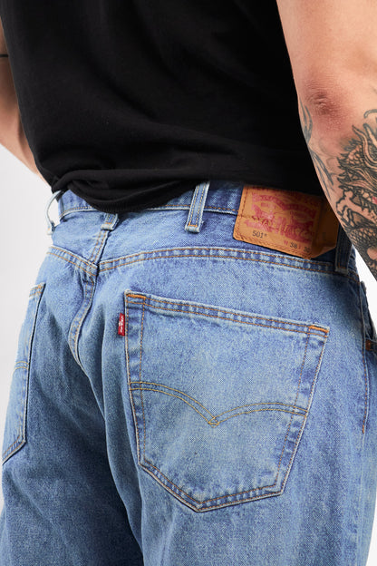 2023 Levi's 501 Classic Fit Light Blue Jean (34)