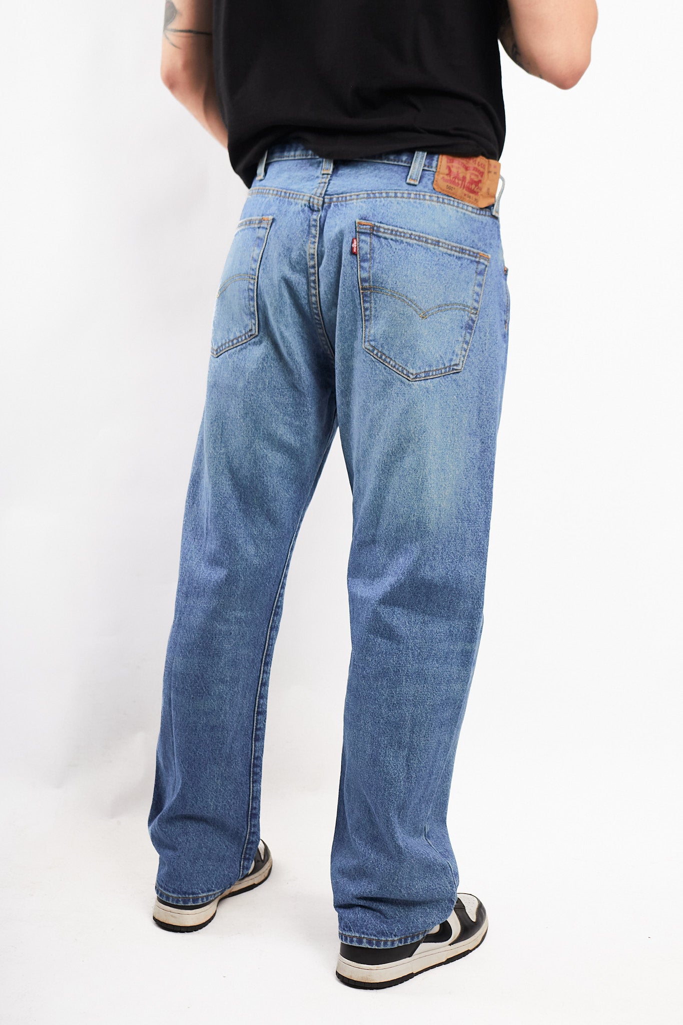 2023 Levi's Light Blue 501 Classic Fit Jean (34)