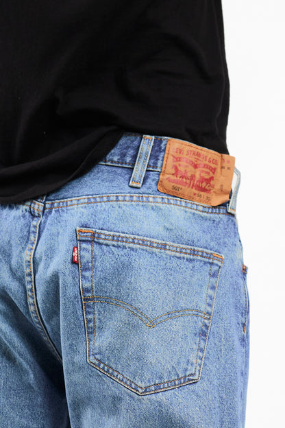 2023 Levi's Light Blue 501 Classic Fit Jean (34)