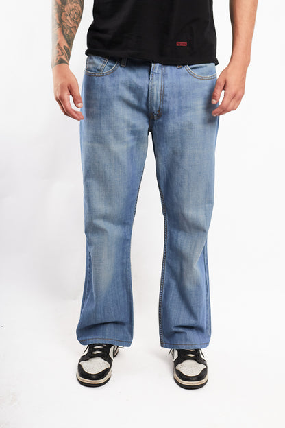 2000 Levi's 527 Boot Cut Jean (32)