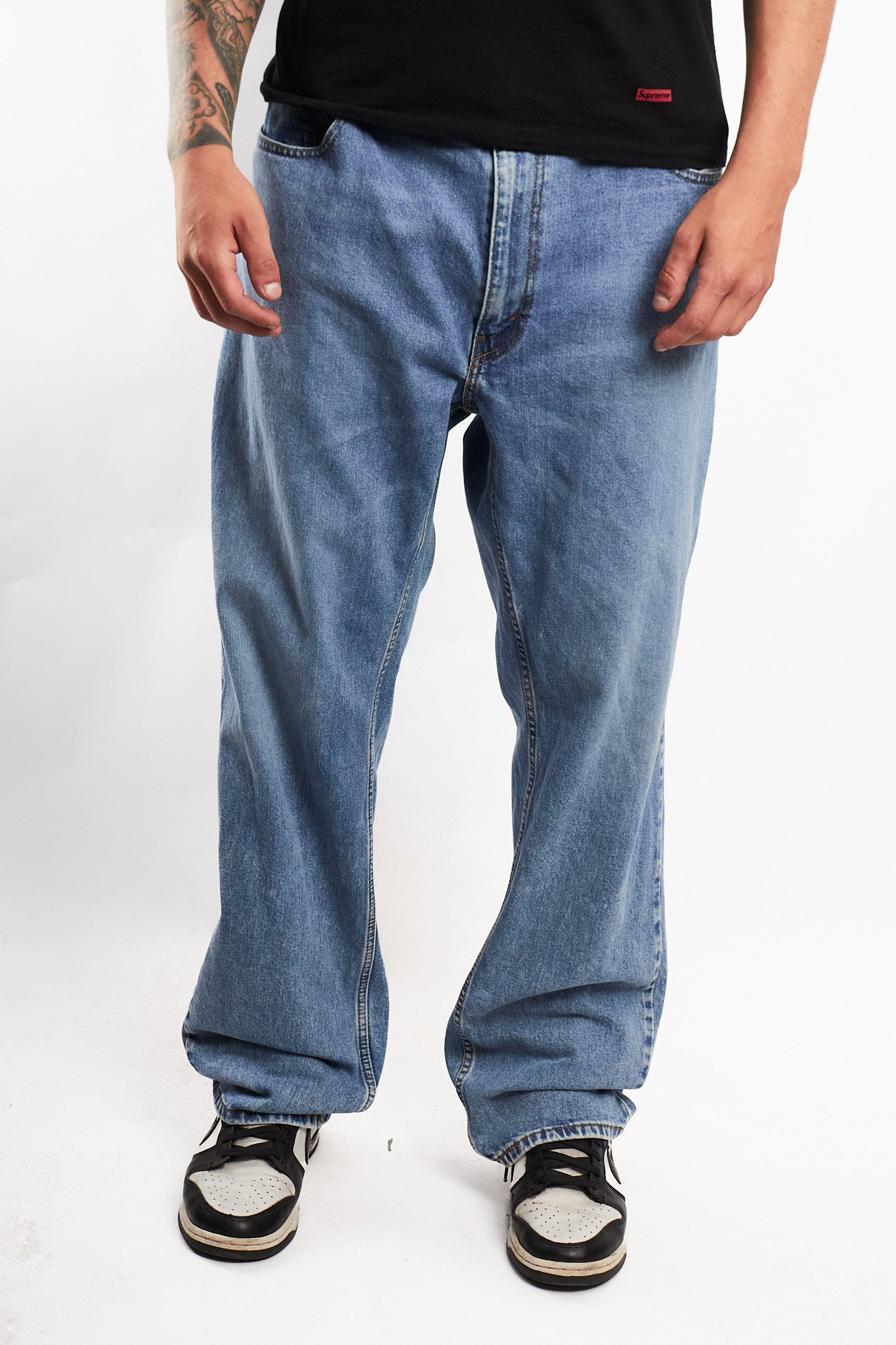 2000 Levi's 559 Relaxed Straight Jean (36)