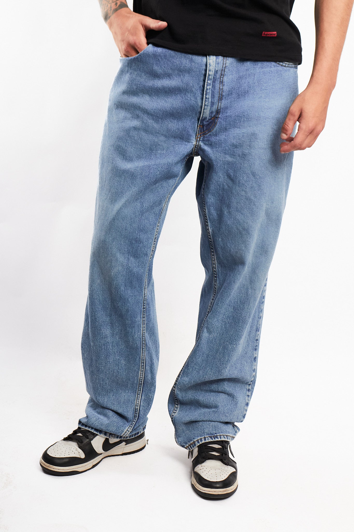 2000 Levi's 559 Relaxed Straight Jean (36)