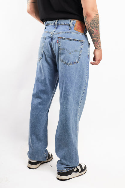 2000 Levi's 559 Relaxed Straight Jean (36)
