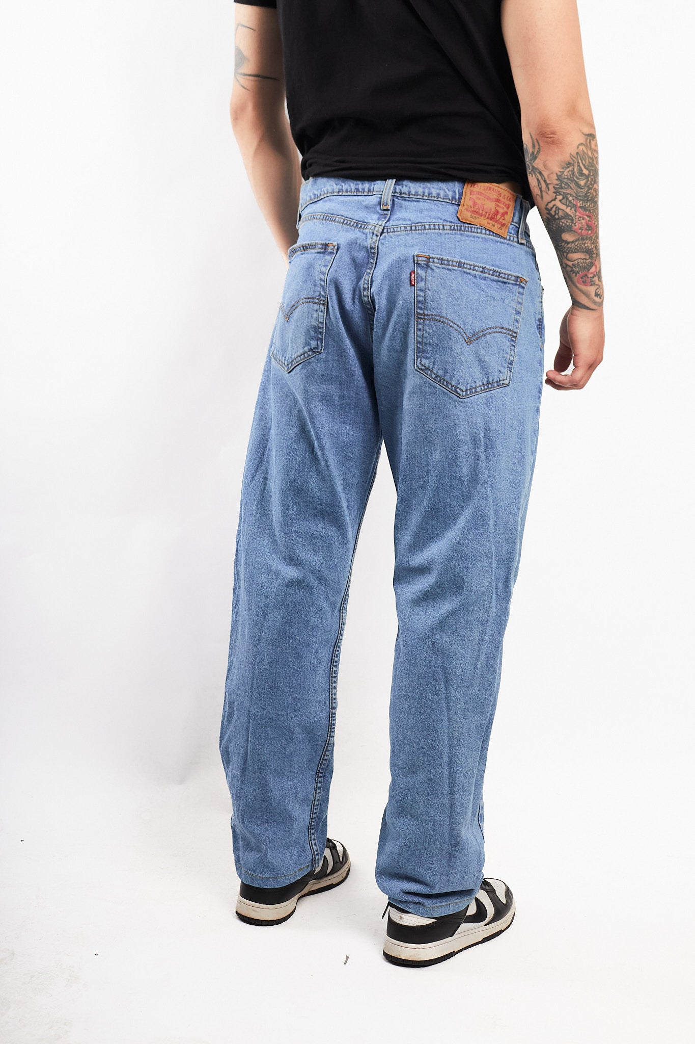2019 Levi's Washed Blue 505 Regular Straight Jean (32)