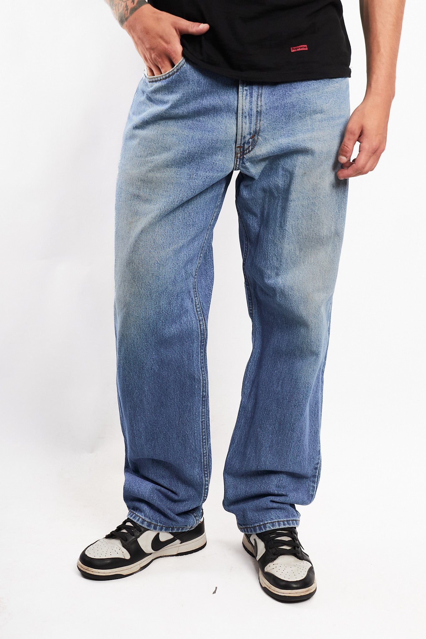 2000 Levi's 550 Blue Relaxed Fit Jean (32)