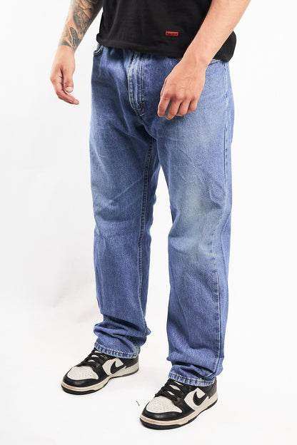 2000 Levi's Blue 505 Regular Straight Jean (34)