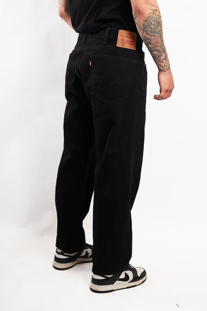 2017 Levi's Black 505 Classic Fit Jean (36)