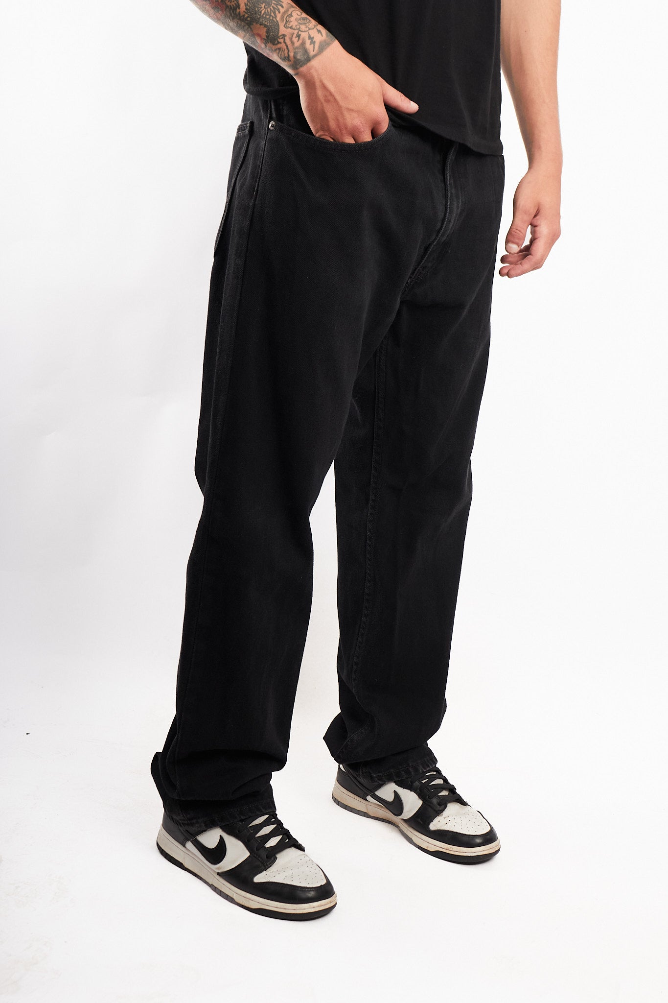 2015 Levi's Black 505 Regular Straight Jean (34)