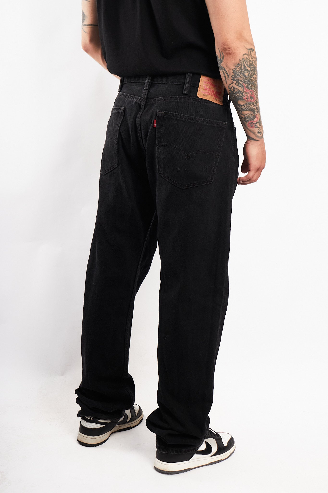 2015 Levi's Black 505 Regular Straight Jean (34)