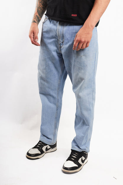 2000 Levi's Ice 505 Regular Fit Jean (32)