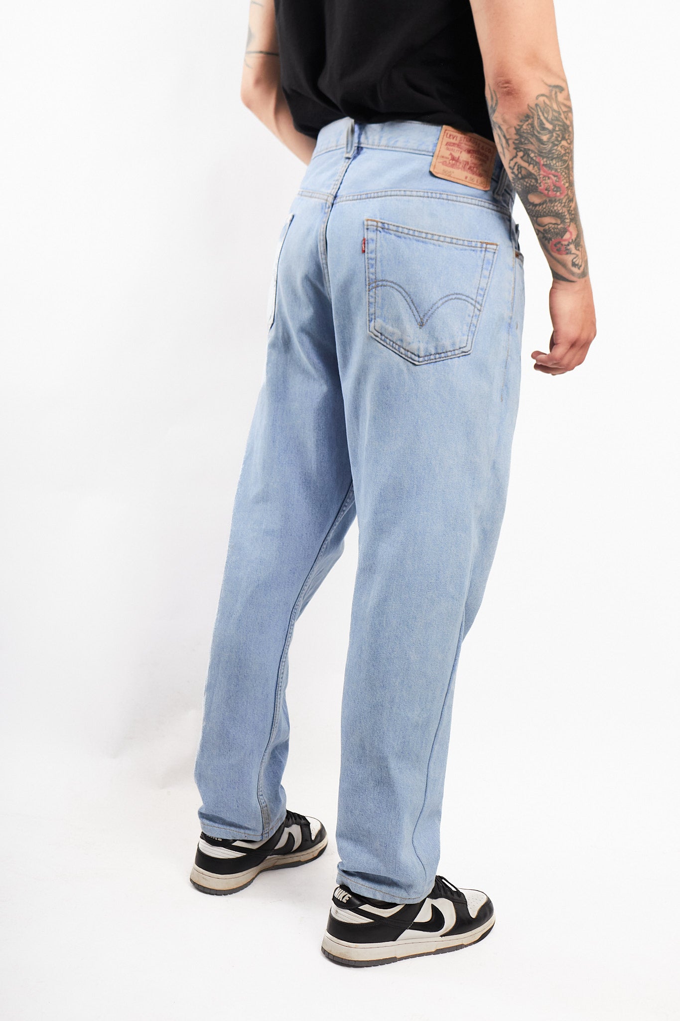 2000 Levi's Ice 505 Regular Fit Jean (32)