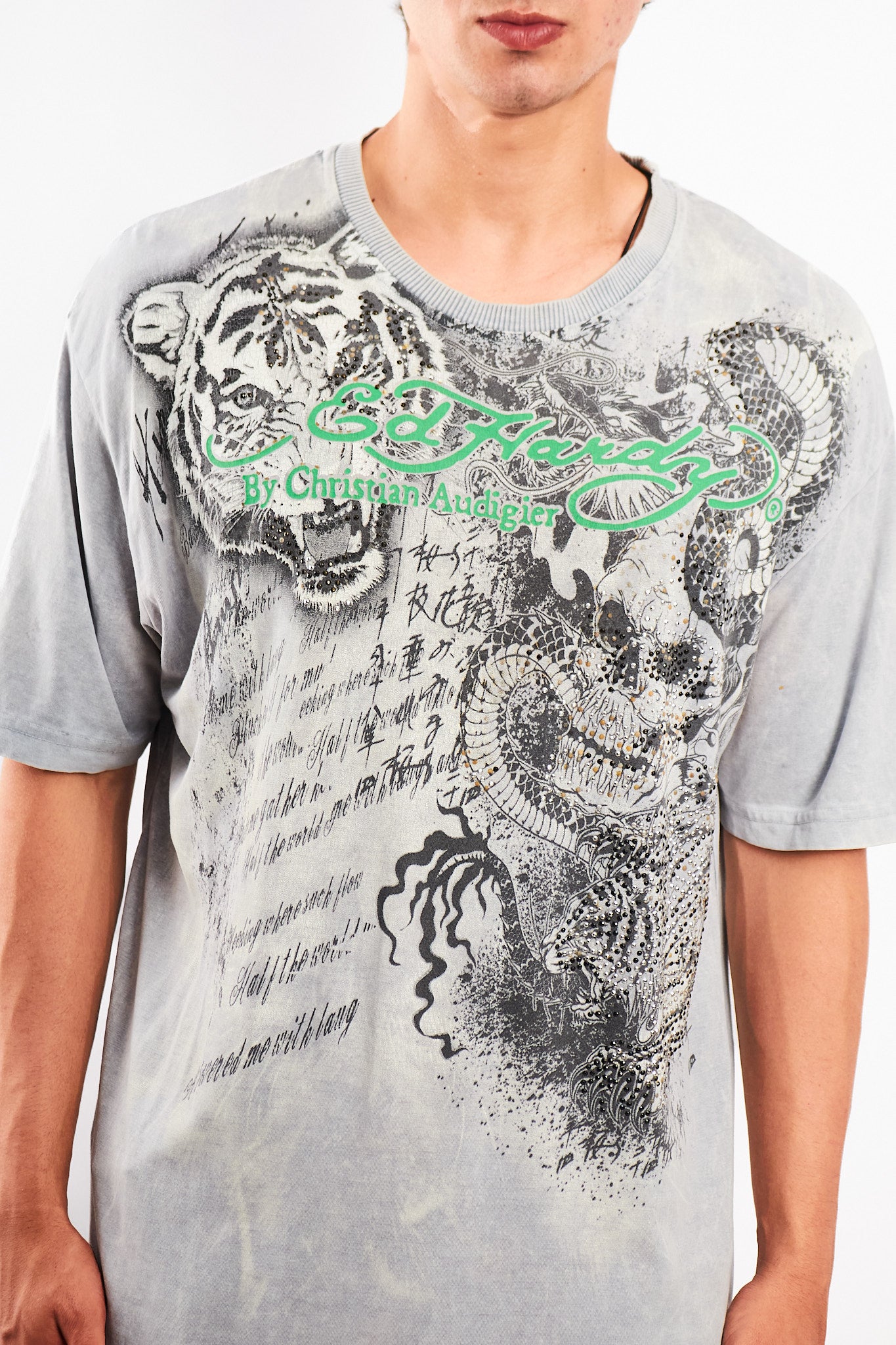 Y2K Vintage Ed Hary by Christian Audigier Rhinestone Graphic T-shirt (L/XL)