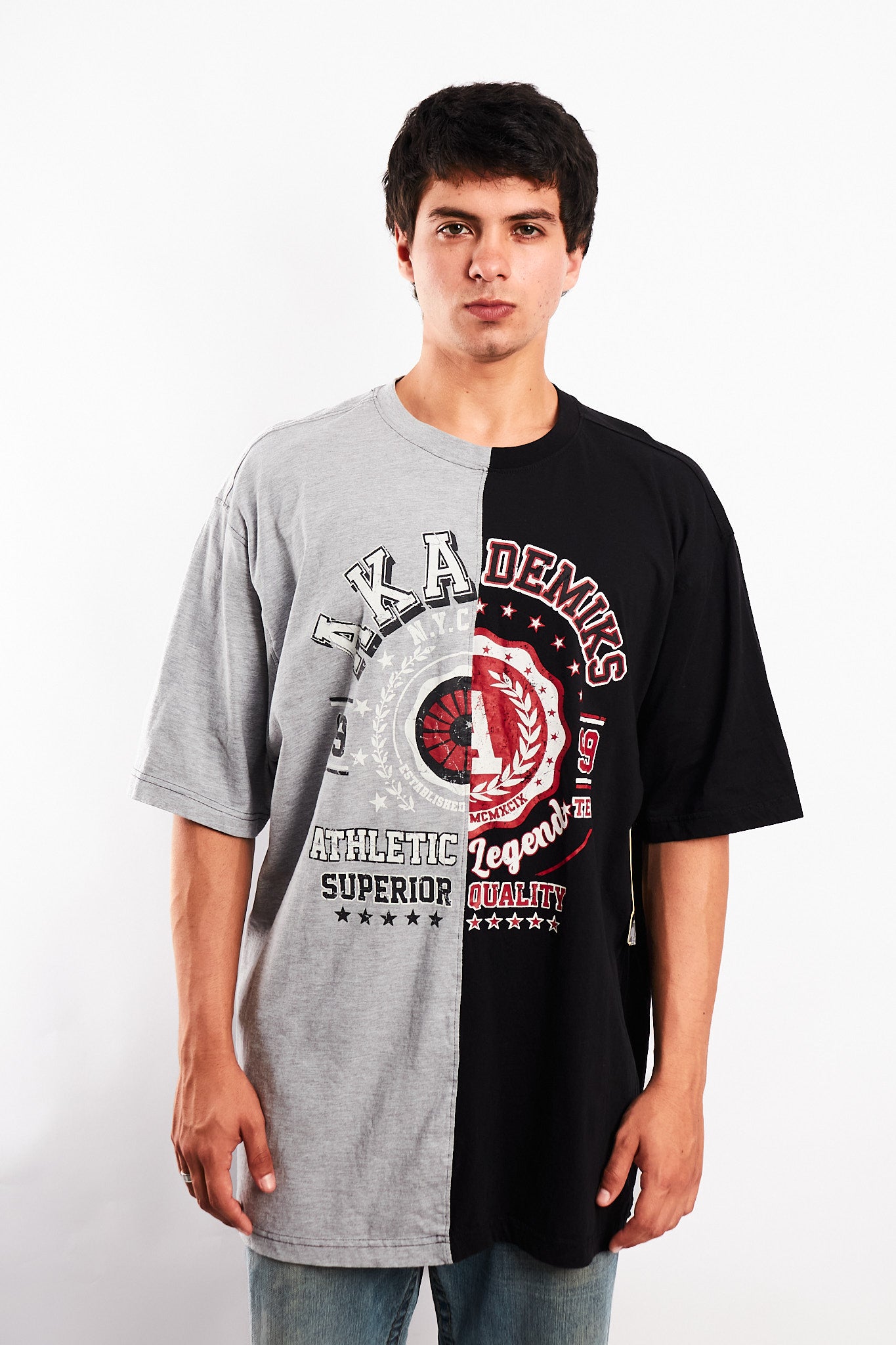 Y2K Vintage Akademics Graphic Tee (XL)