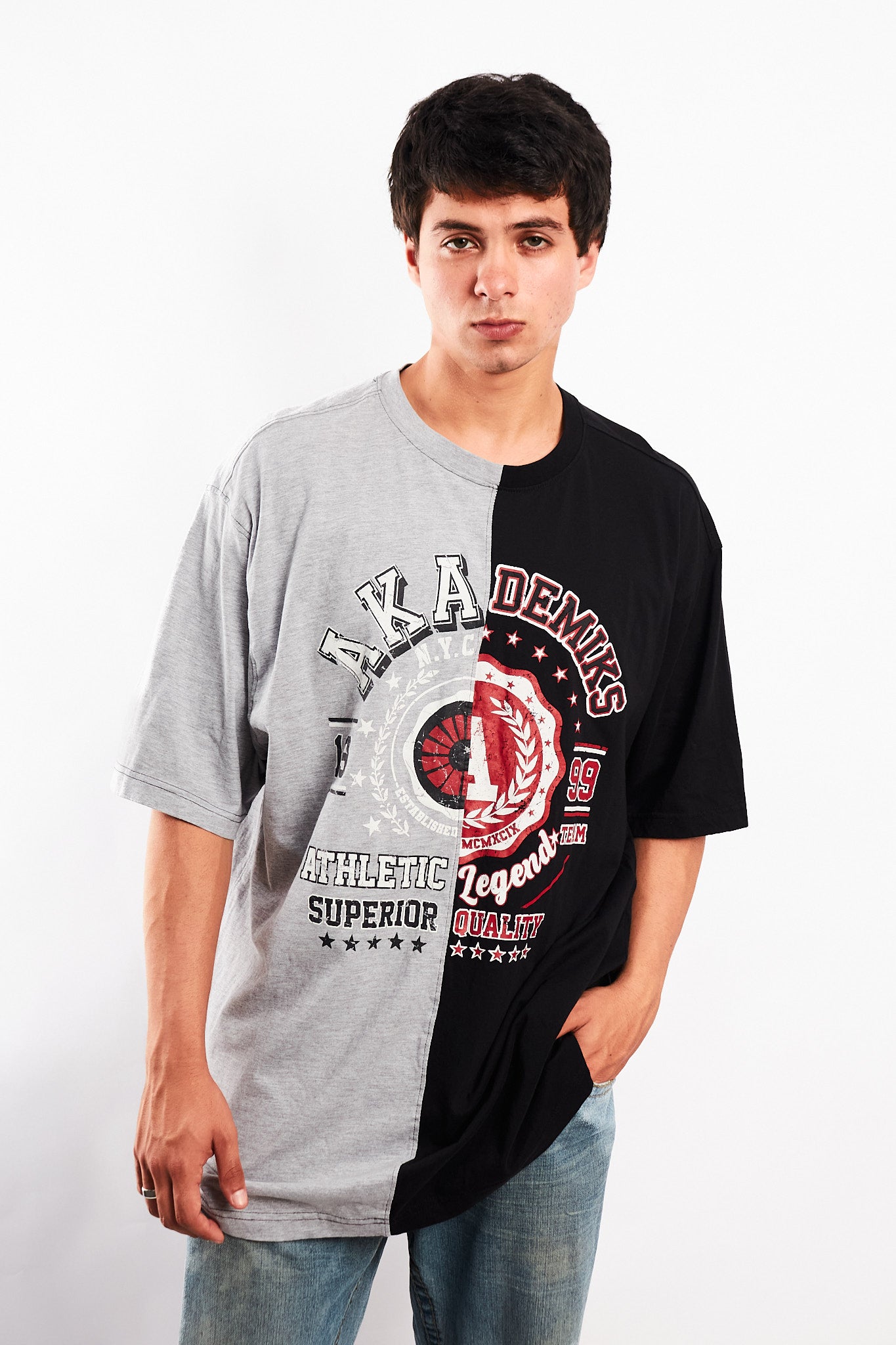 Y2K Vintage Akademics Graphic Tee (XL)