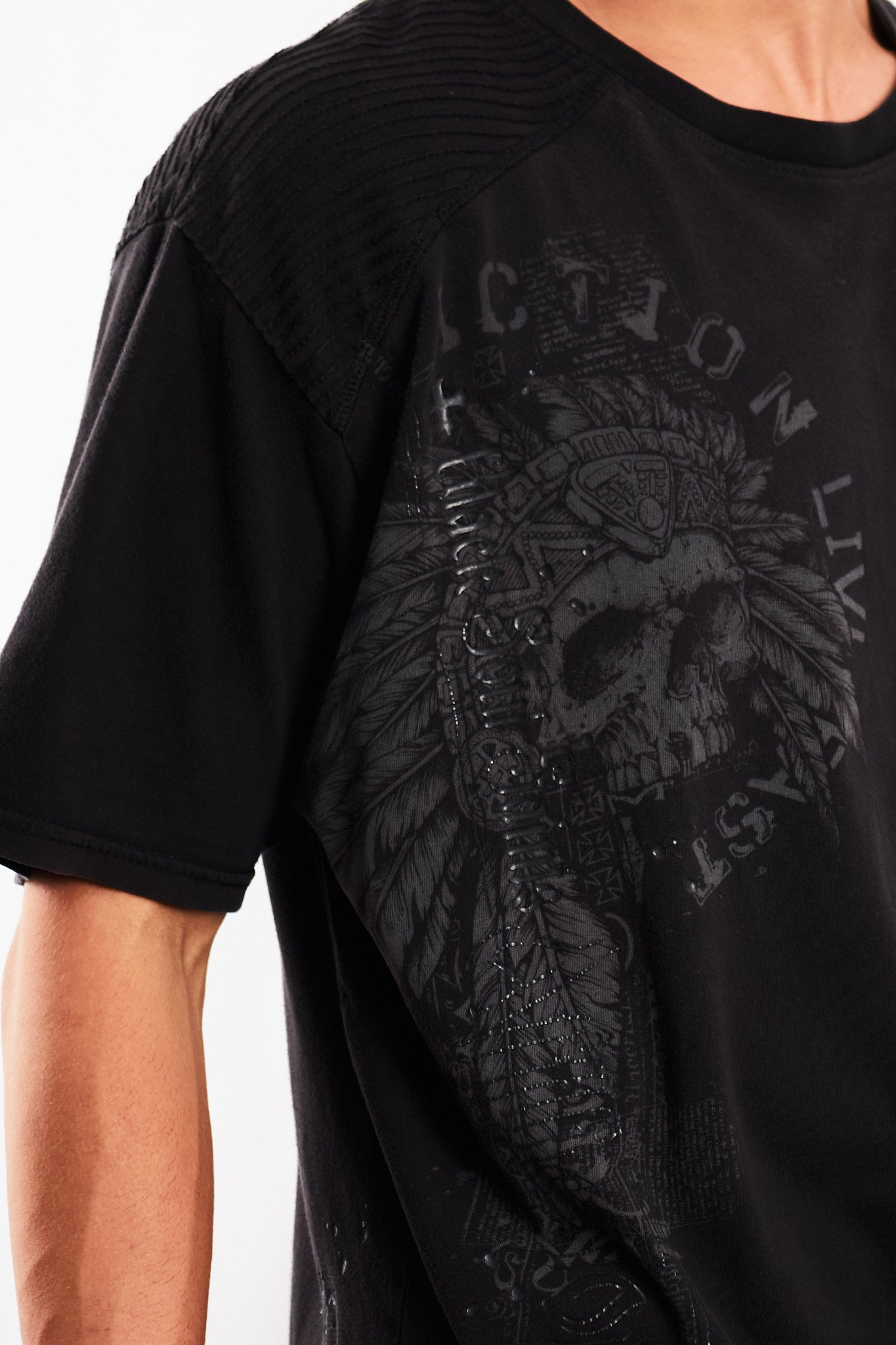 Y2K Vintage Affliction Skull Tee (L/XL)