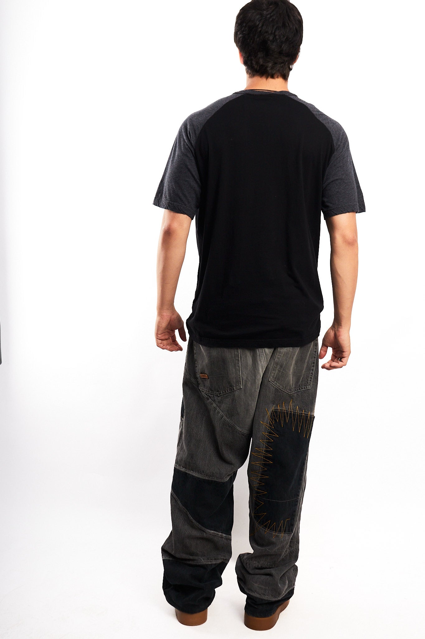 Y2K Vintage Artful Dodger Graphic Tee (L/XL)