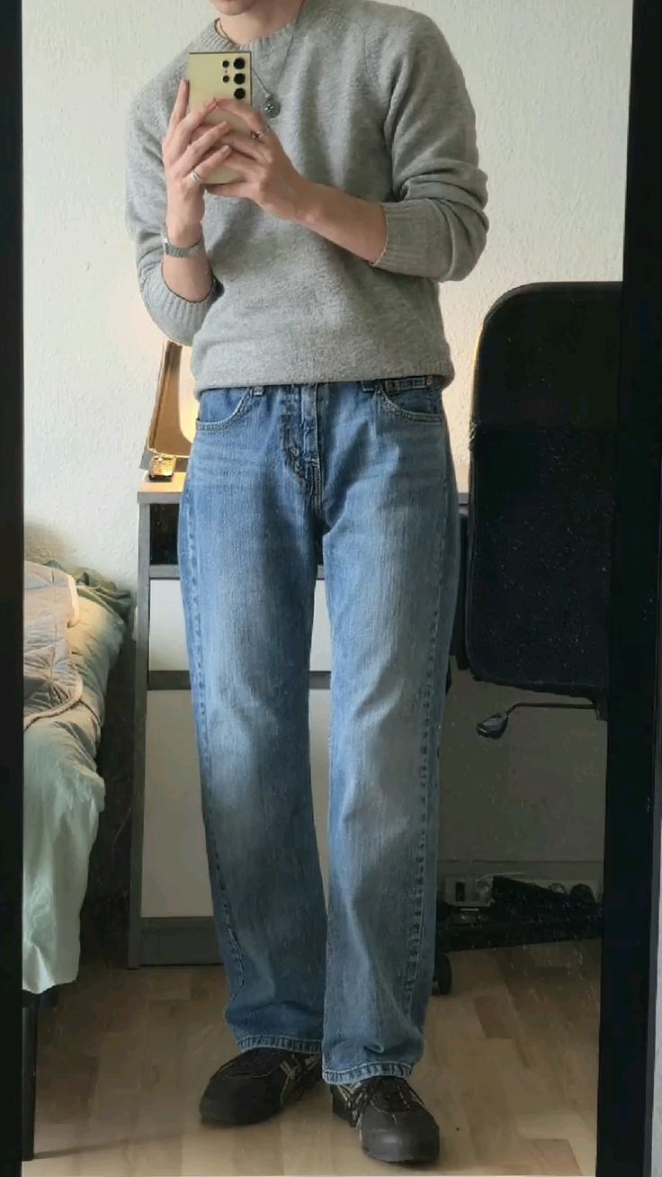 2007 Levi's 505 Regular Straight Jean (32)