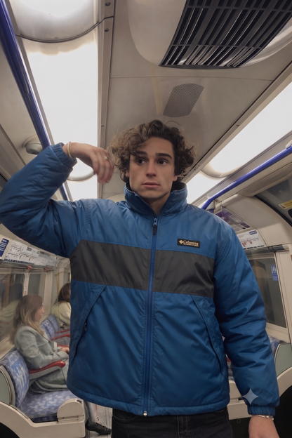 2000 Vintage Columbia Sherpa Lined Jacket (M/L)