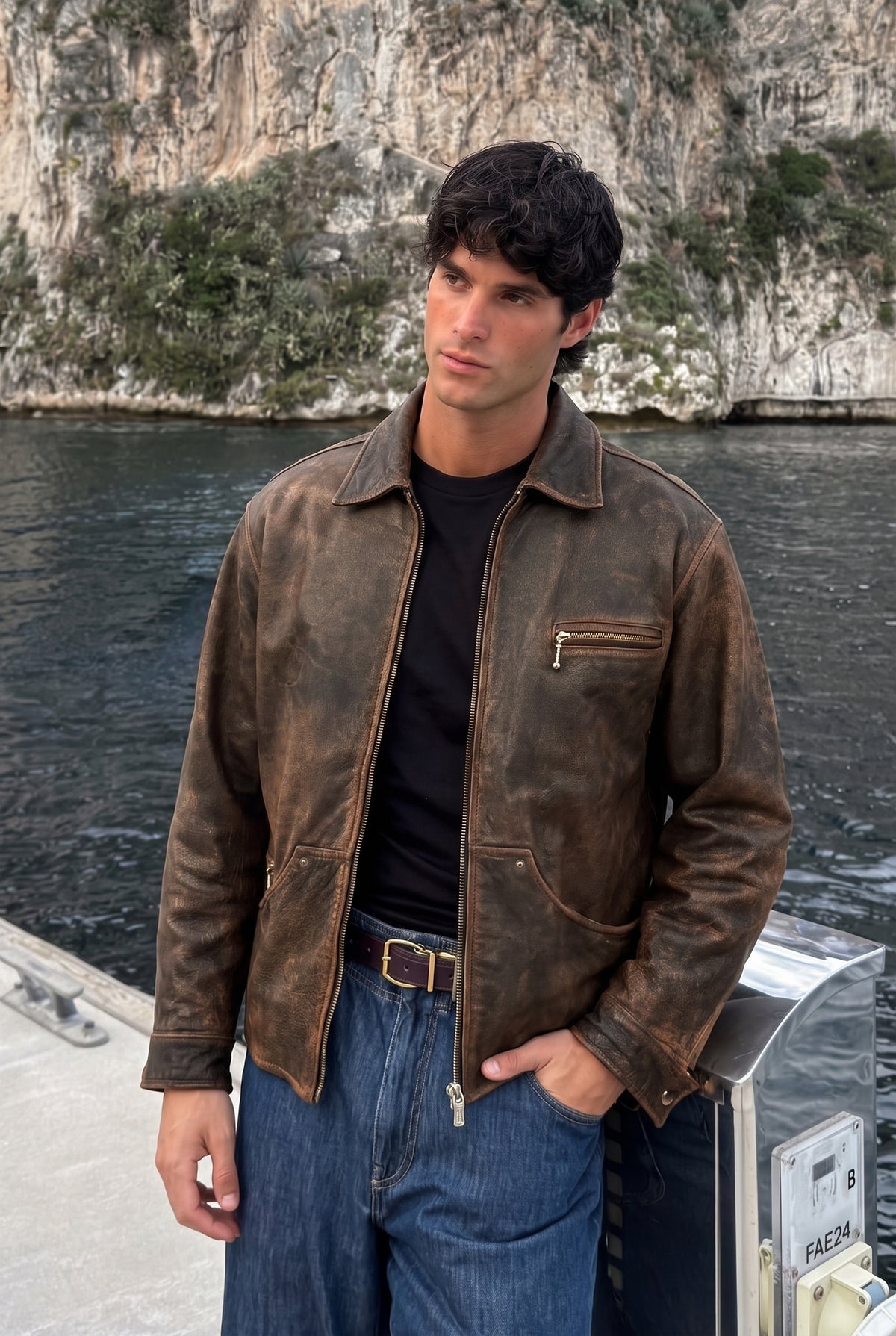 1990 Vintage Winlit Distressed Leather Utility Jacket (M)