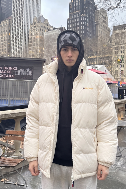 2000 Vintage Tommy Hilfiger White Puffer Jacket (M/L)