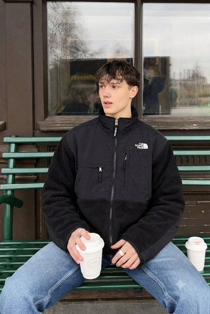 2000 Vintage The North Face Black Retro Denali Jacket (S)