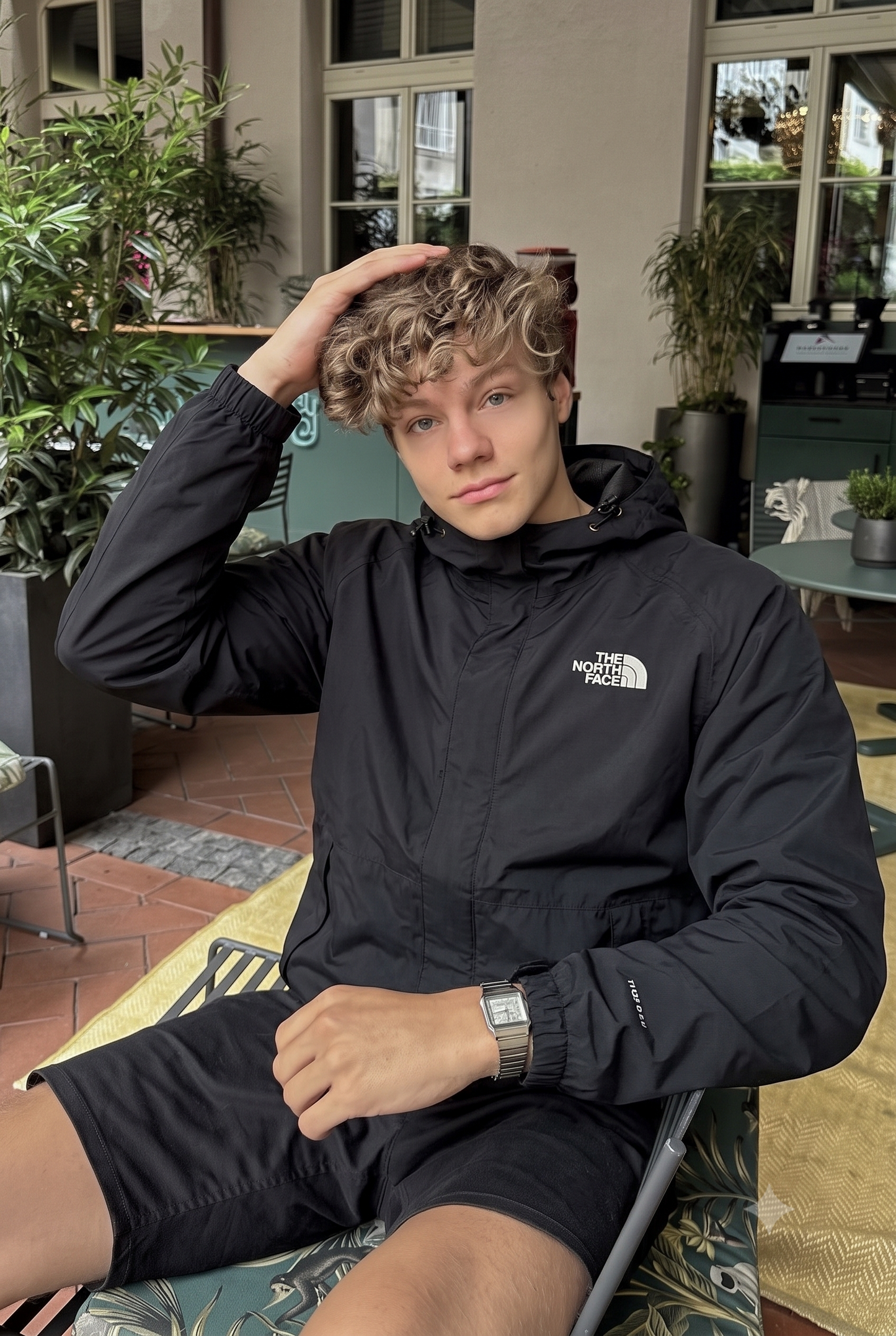 2000 Vintage The North Face Black Hyvent Jacket (S/M)