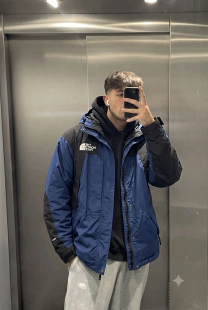 2000 Vintage The North Face Gorpcore Hyvent Jacket (L/XL)