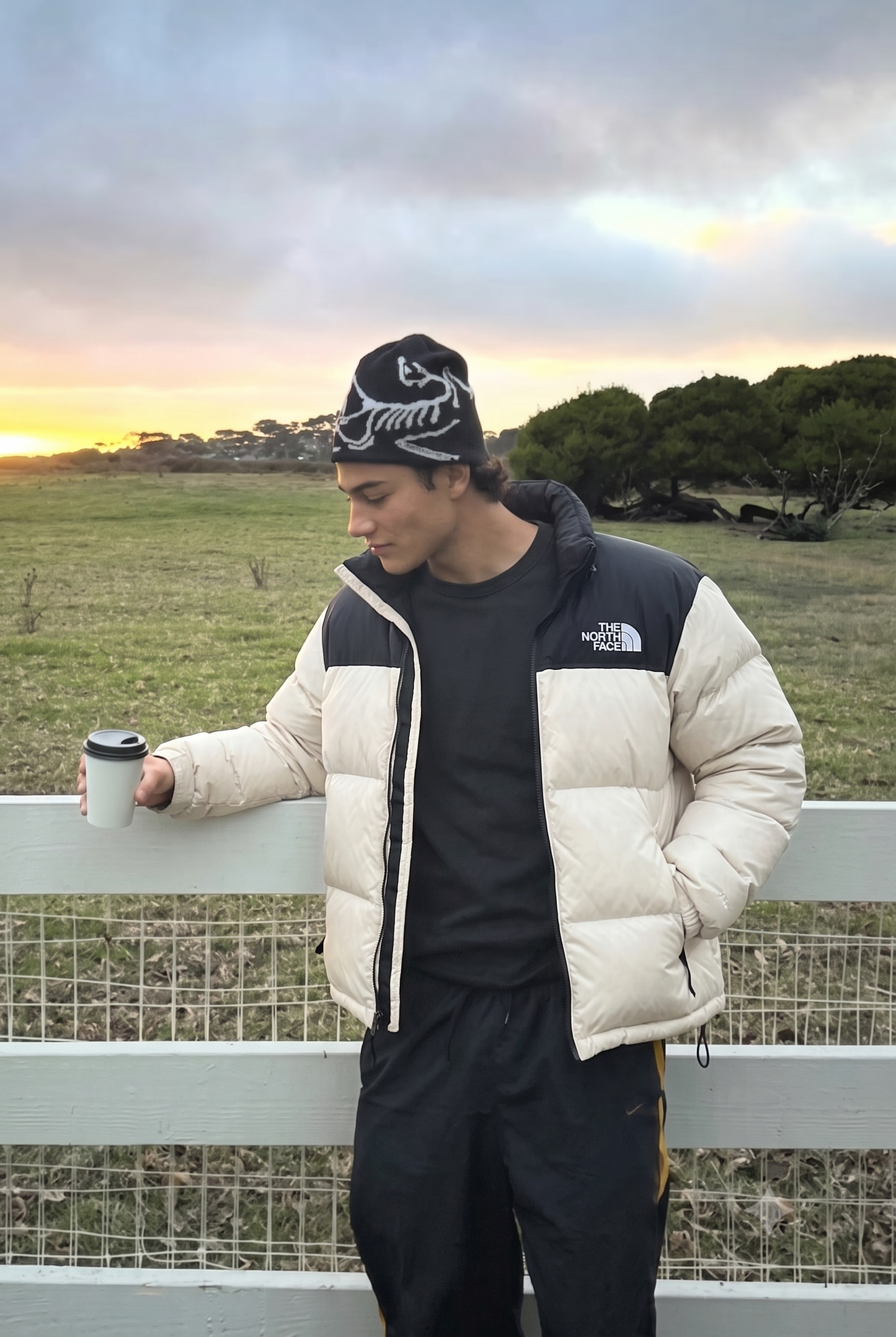 1996 The North Face Retro Nustpe White Down Puffer Jacket (M/L)