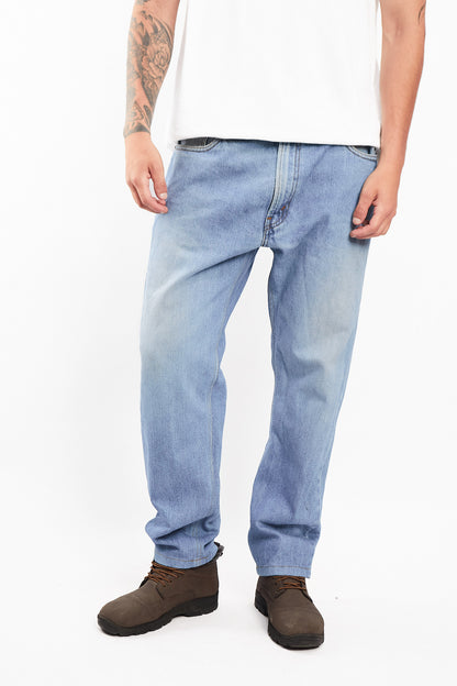 2000 Levi's Light Blue 505 Regular Fit Jean (32)