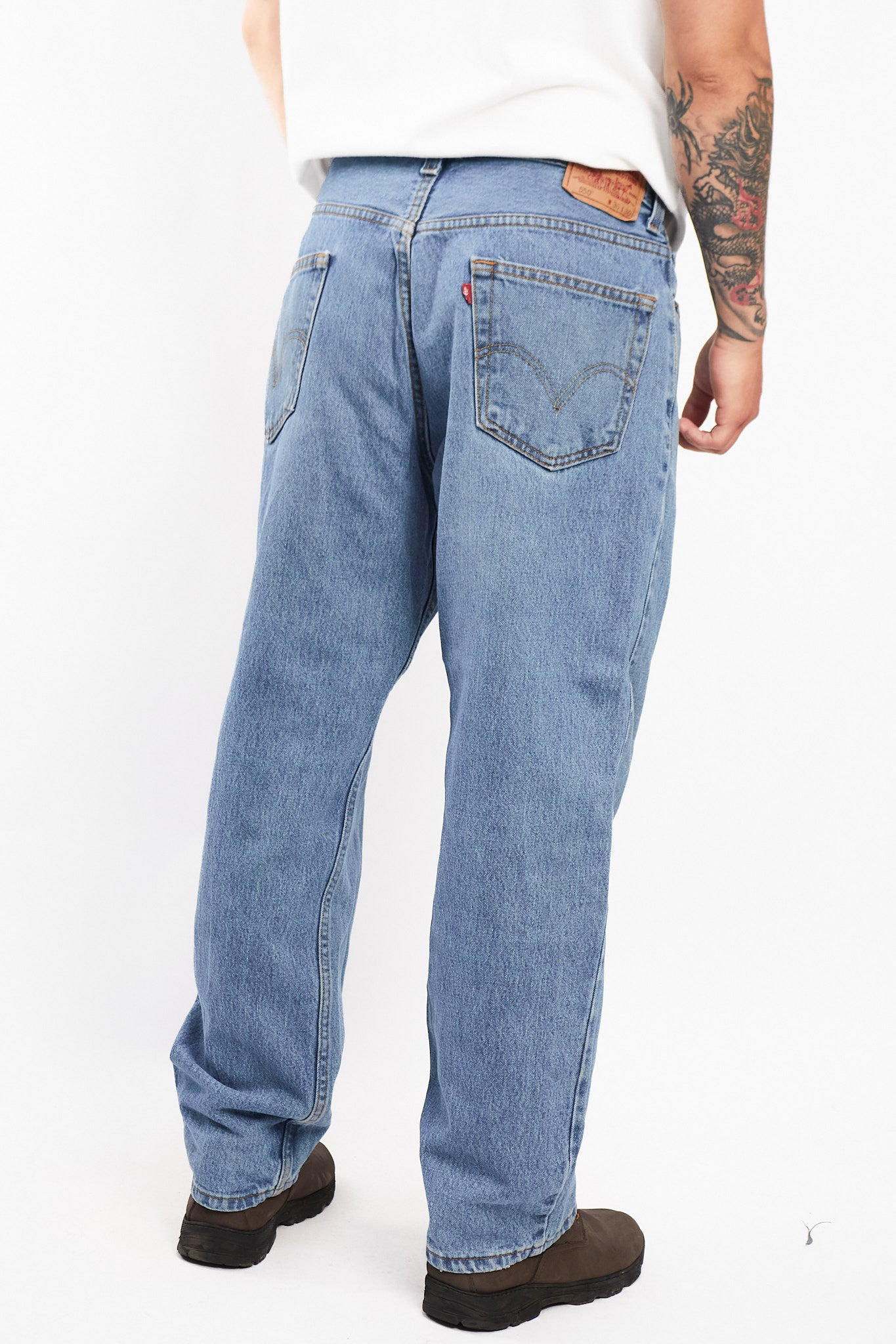 2016 Levi's Light Blue 550 Relaxed Fit (32)
