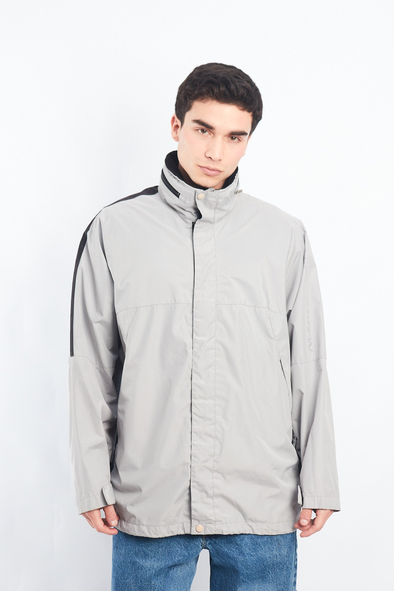 2000 Nautica Competition Gray Impermeable Windbreaker (L/XL)