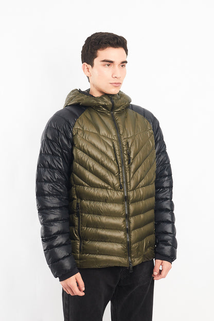 2010 Polo RLX Waterproof Ultra Light weight Down Puffer Jacket (M/L)
