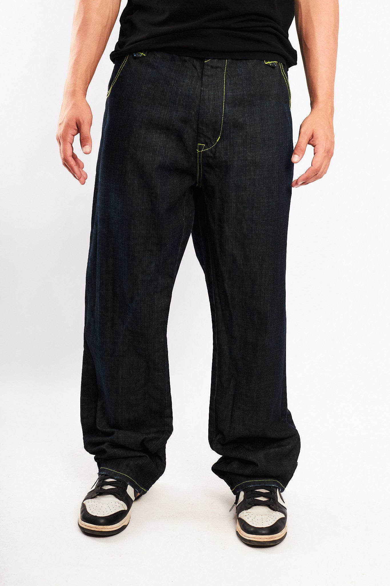 2000 Vintage Live Mechanics Embroidered Baggy Jean (36/38)