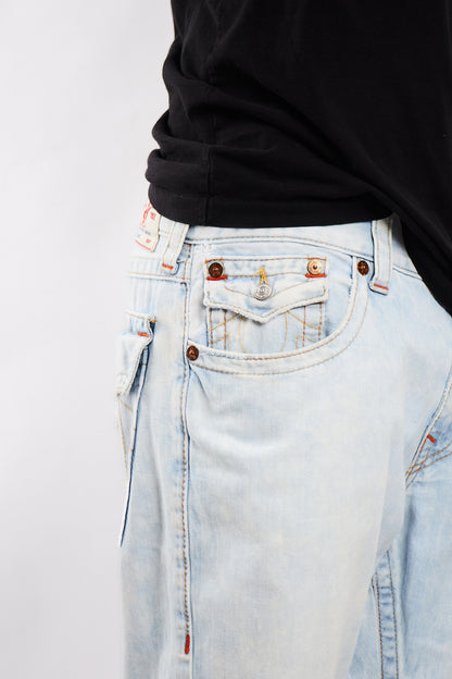 Vintage True Religion Light Sky Washed Straight Jean (34)