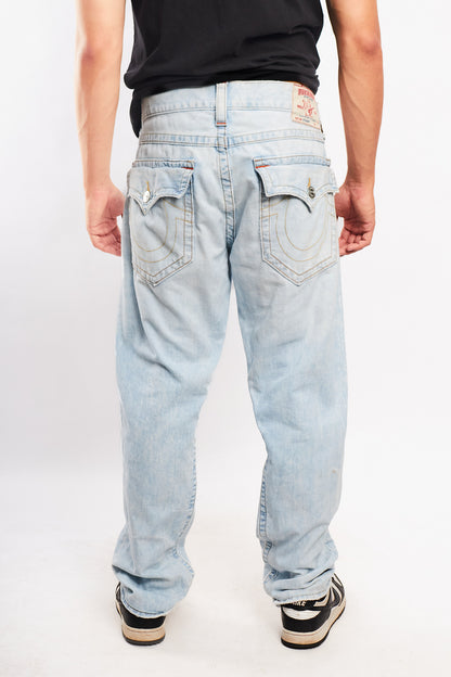 Vintage True Religion Light Sky Washed Straight Jean (34)